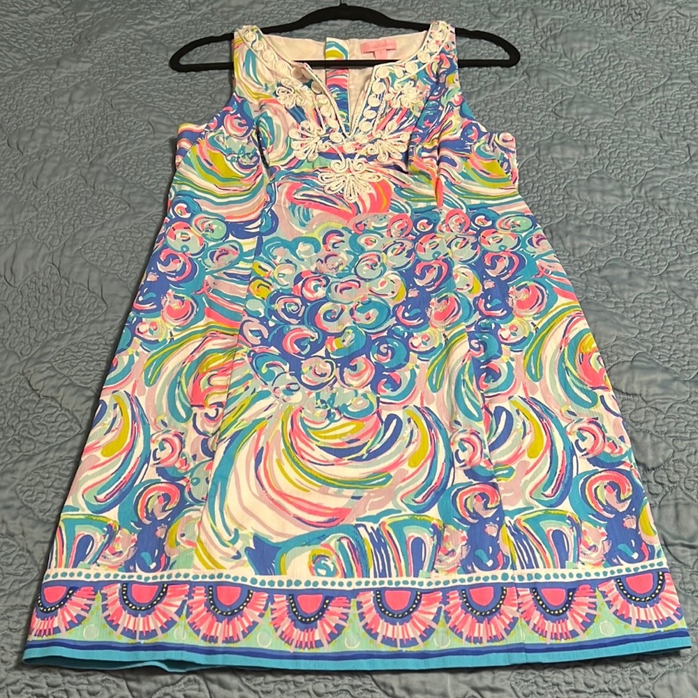 Lily Pulitzer shift dress size 8